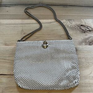Vintage Whiting & Davis white mesh metal chain handle shoulder bag Crossbody EUC